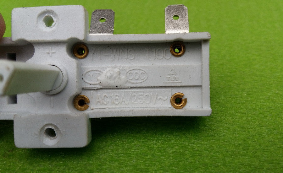 Thermostat YT-WNS / 16A / Tmax = 85 ° C (100 ° C) / 250V / T100 / H = 20mm rod for oil heaters