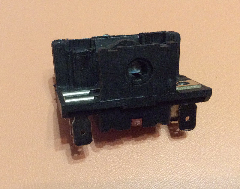 Four position switch AC201A (AC2) / 16A / 250V / T150 (outside contacts 2 + 2) JRGESON Turkey