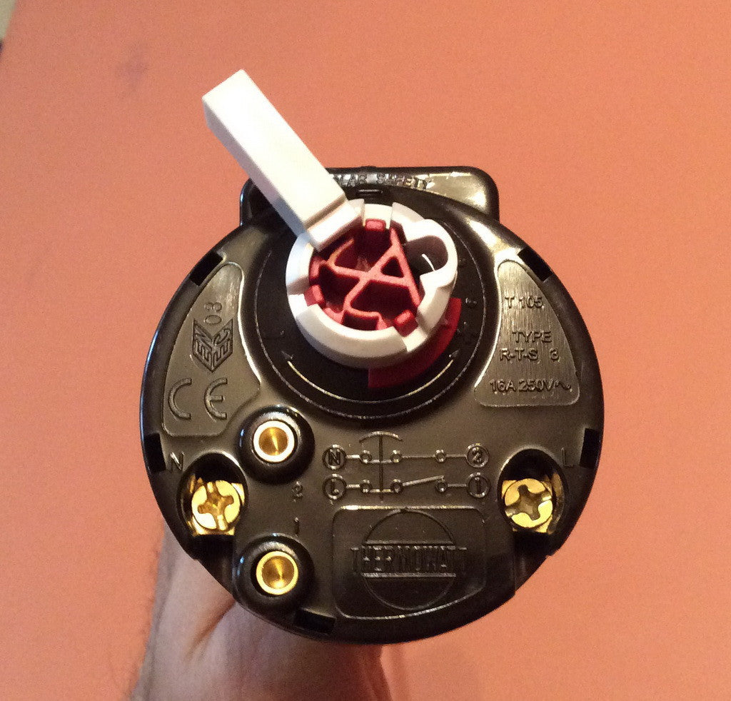 Thermostat for a boiler RTS 16A long with protection and a Thermowatt flag (Italy)