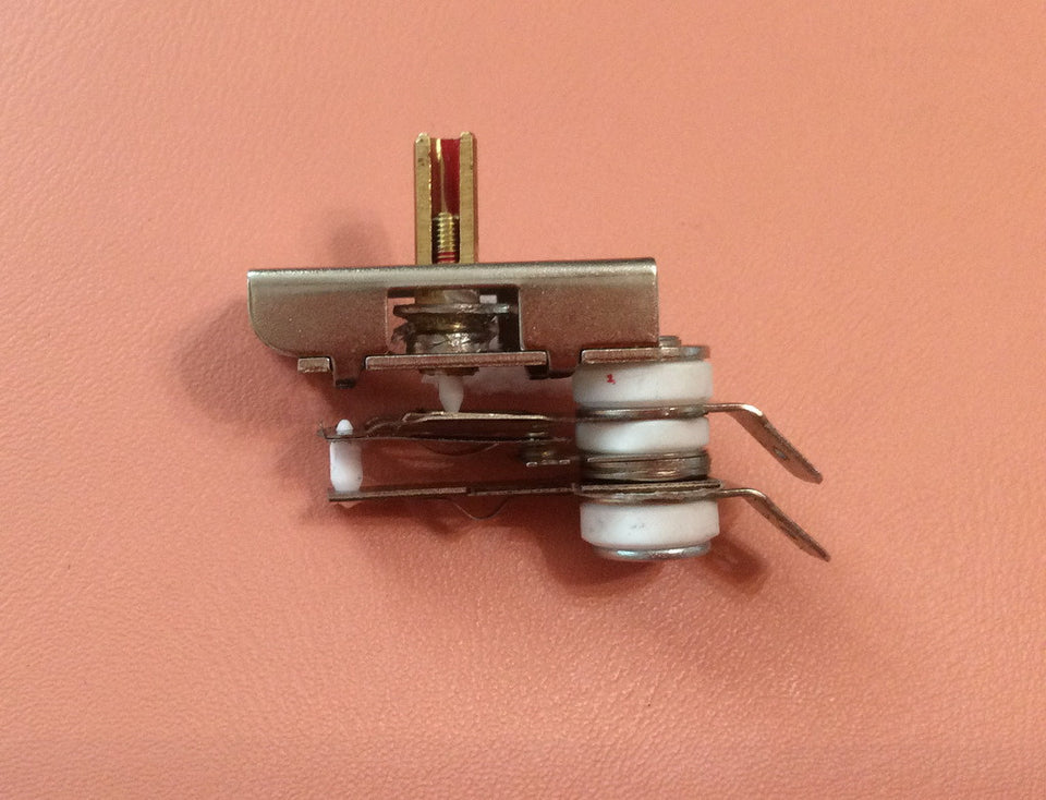 Thermostat mechanical KST820-1344ES / 10A / 250V / T250 for electric "Golden" et al.
