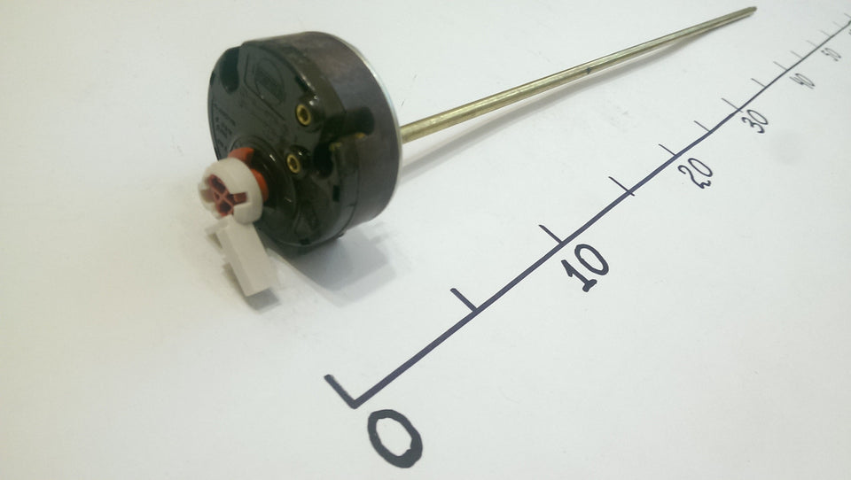 Thermostat for a boiler RTS 16A long with protection and a Thermowatt flag (Italy)