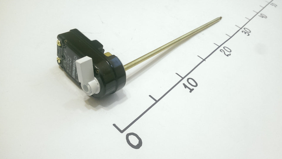 Thermostat for a boiler TAS 15A with protection and a Thermowatt flag (Italy)